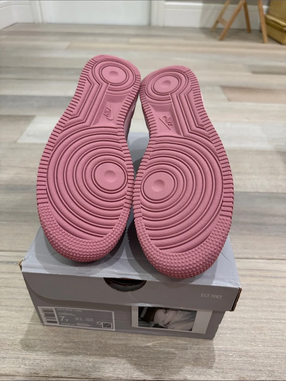 Nike classic kids